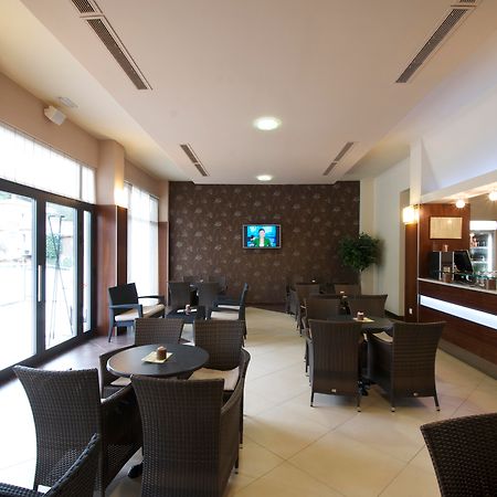 Hotel Fontana Buzet Dış mekan fotoğraf
