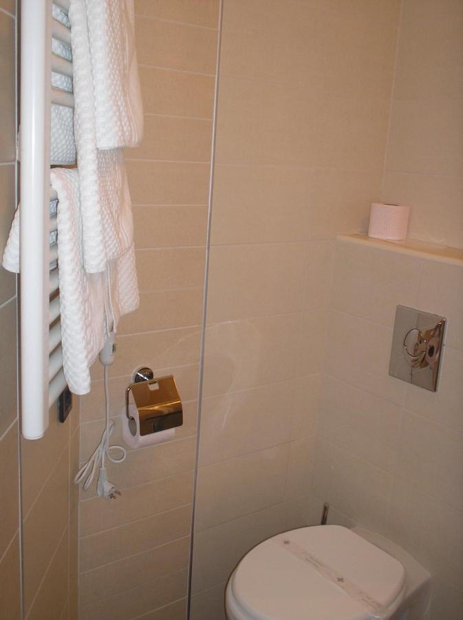 Hotel Fontana Buzet Dış mekan fotoğraf