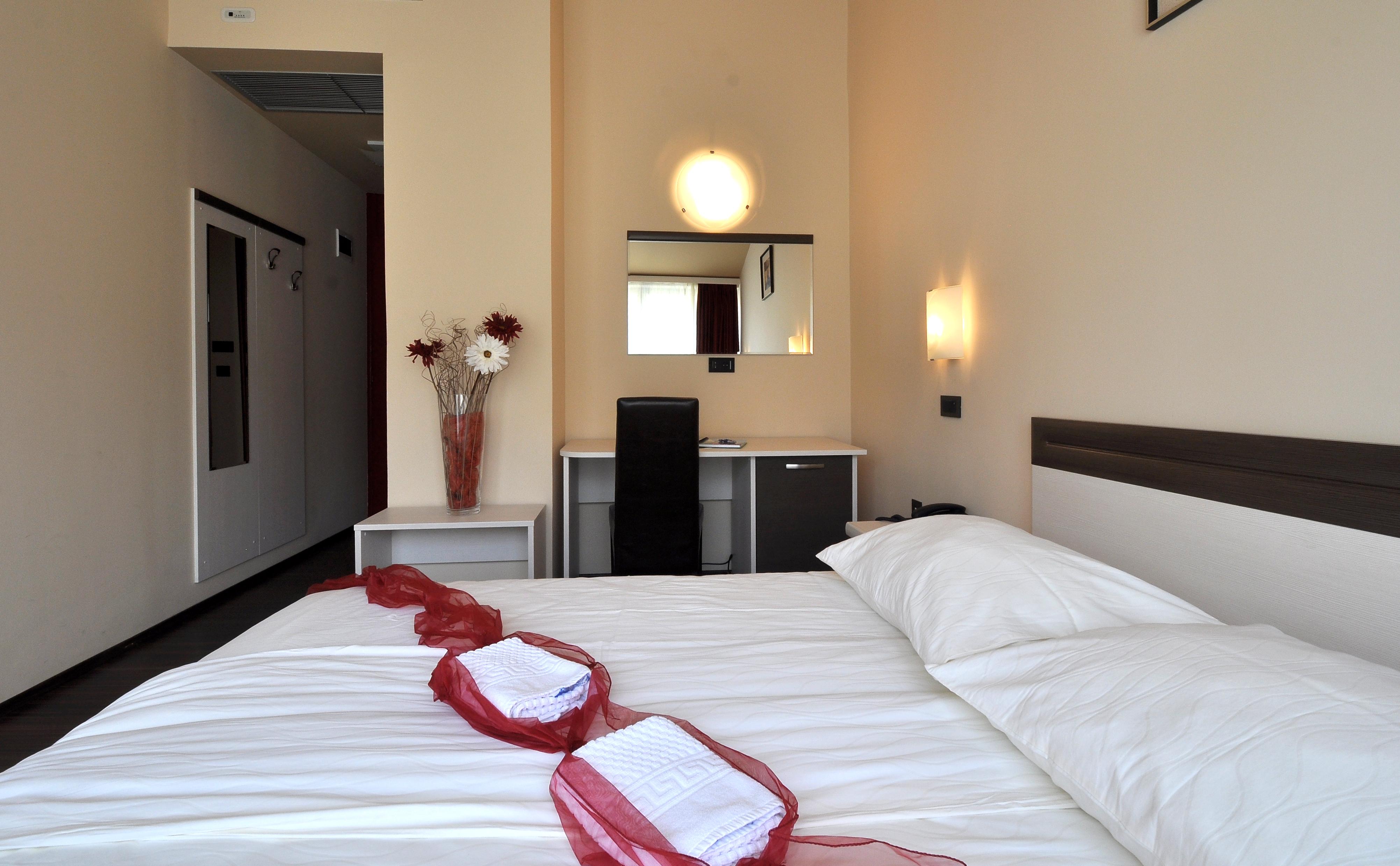 Hotel Fontana Buzet Dış mekan fotoğraf