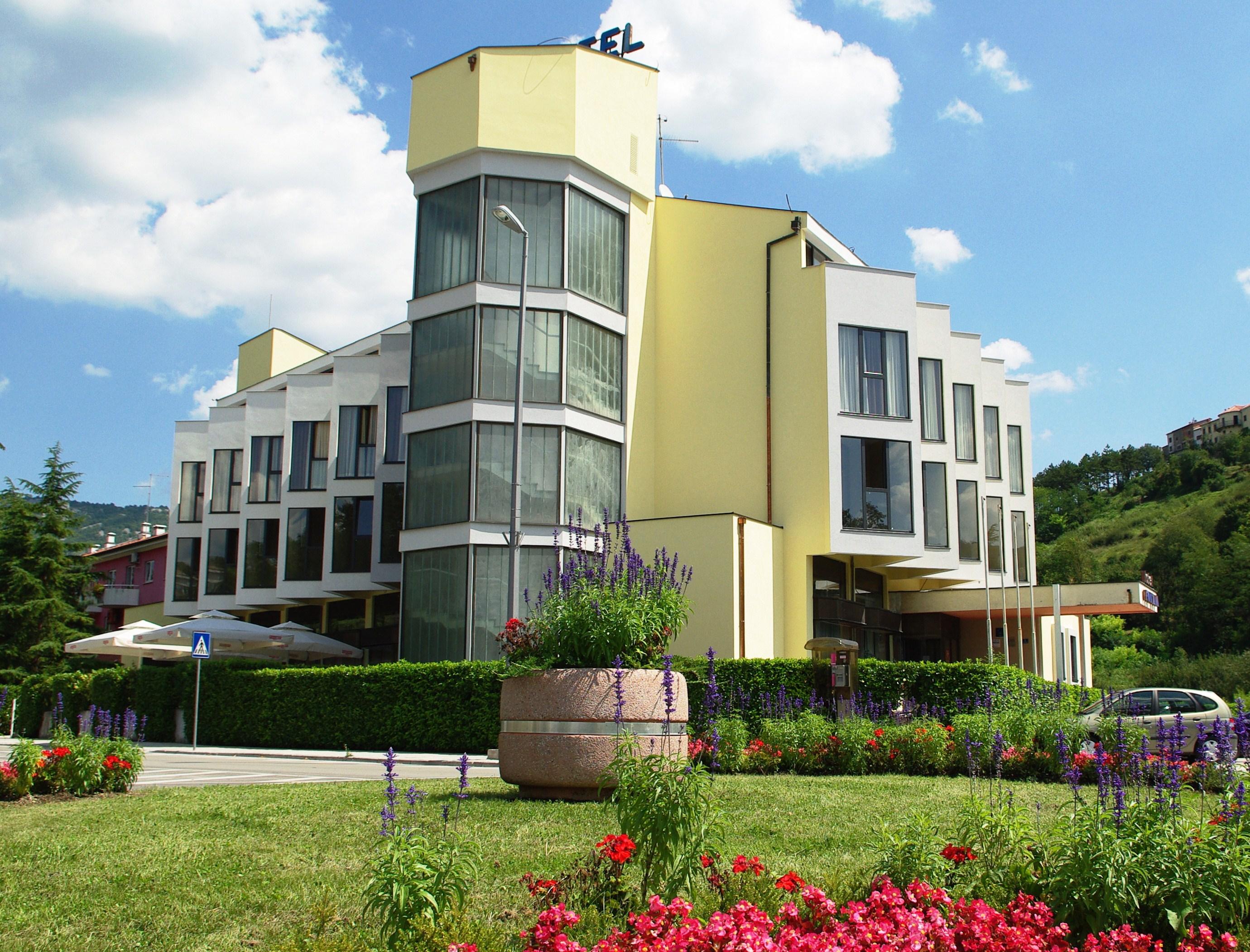 Hotel Fontana Buzet Dış mekan fotoğraf