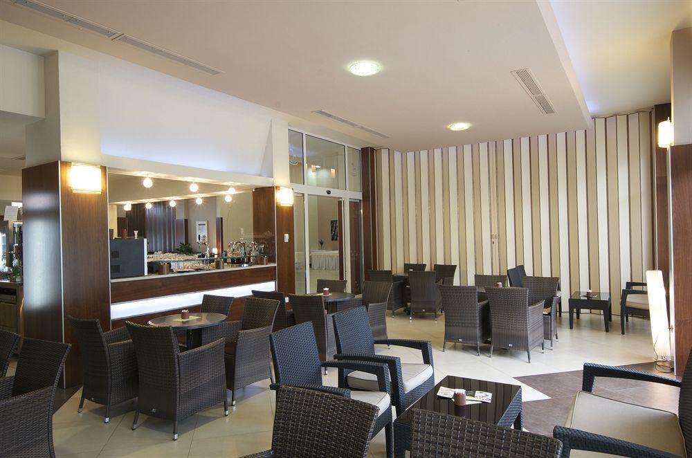 Hotel Fontana Buzet Dış mekan fotoğraf