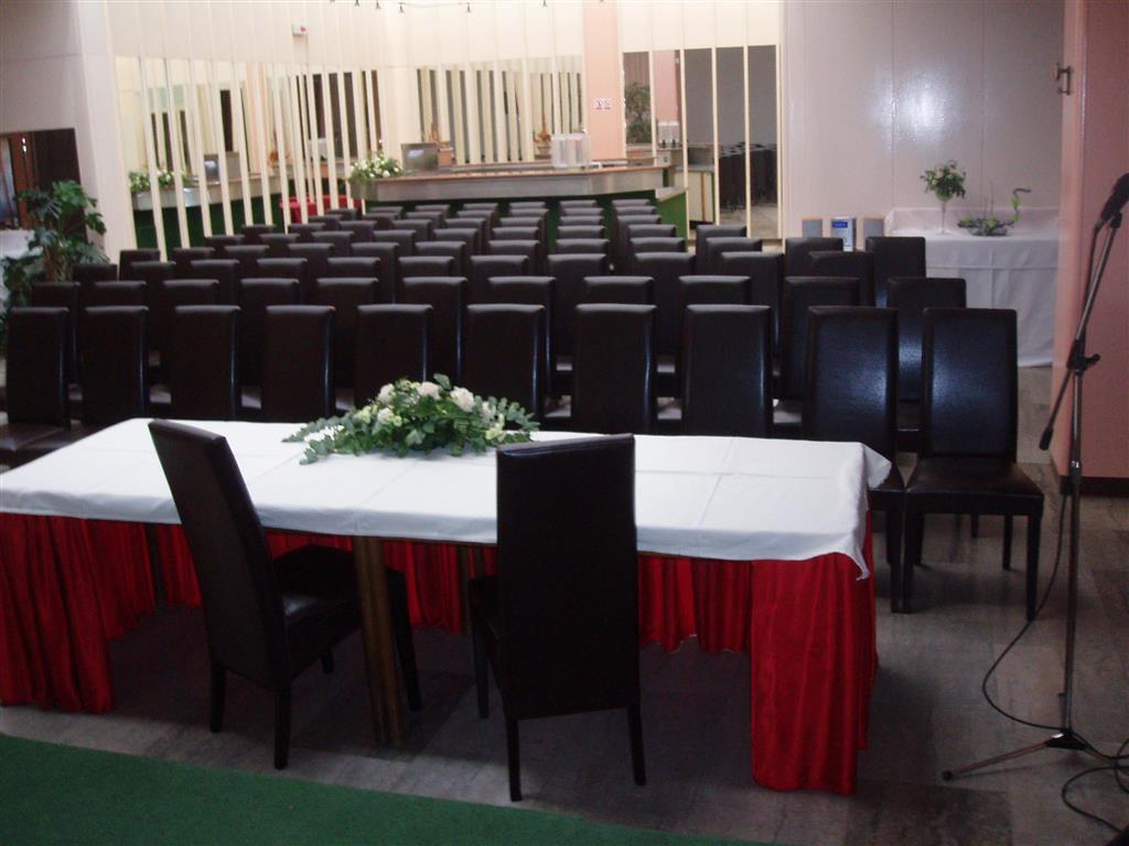 Hotel Fontana Buzet Konforlar fotoğraf