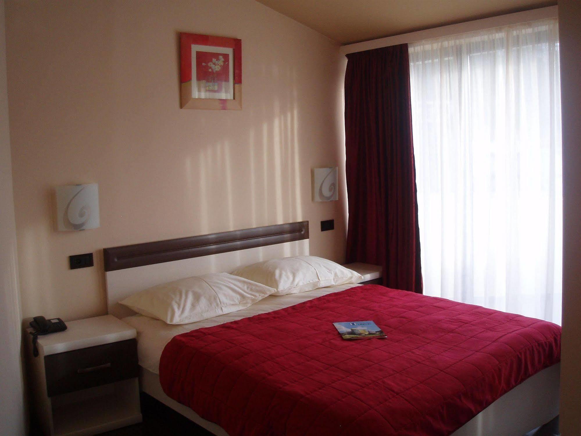 Hotel Fontana Buzet Dış mekan fotoğraf