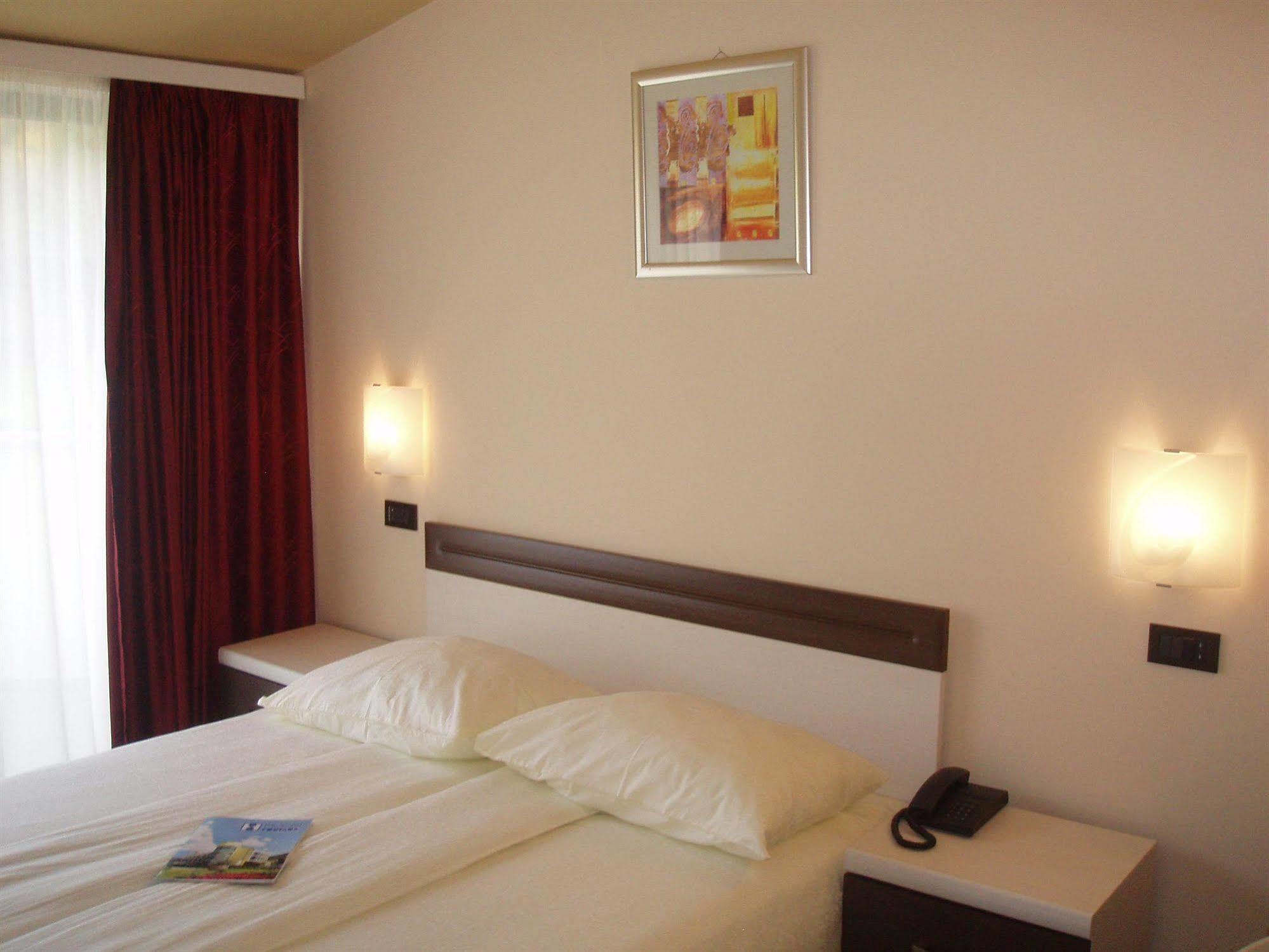 Hotel Fontana Buzet Dış mekan fotoğraf