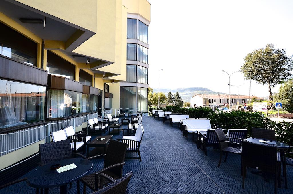 Hotel Fontana Buzet Dış mekan fotoğraf